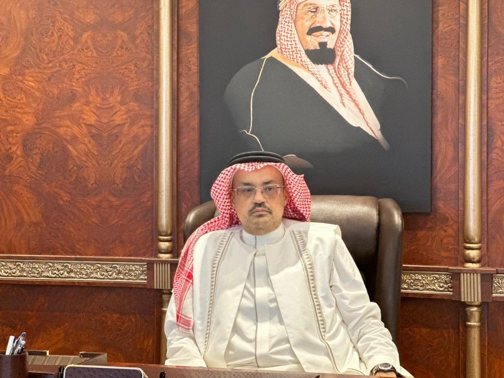 الدكتور أنور علي بخرجي